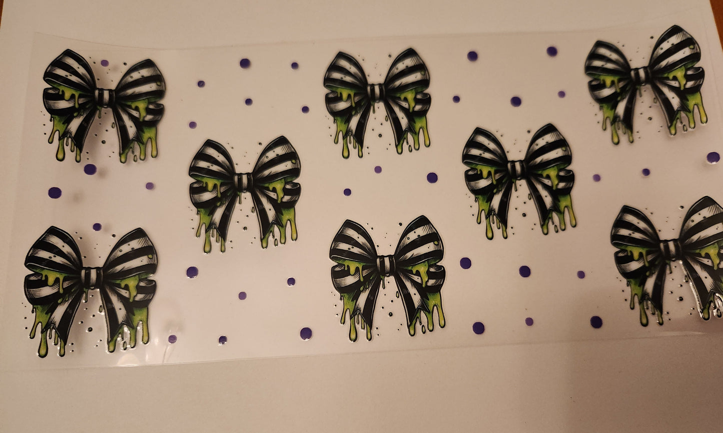 UVDTF Wrap- 16oz Beatle Bows