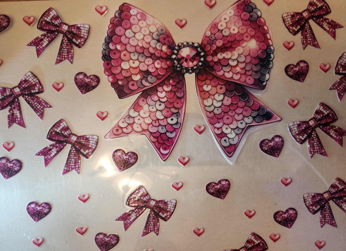UVDTF Wrap- 40oz Glitz Bow