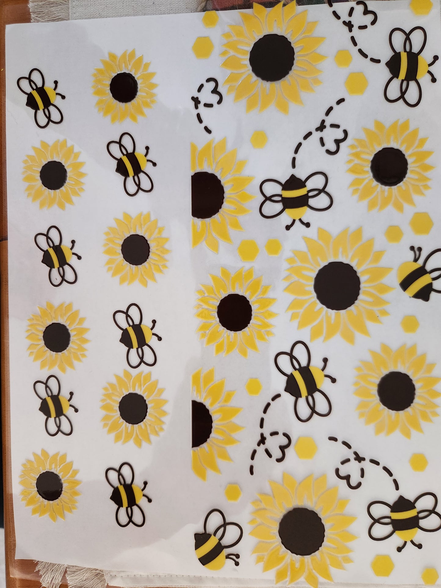 Cup Wrap- 40oz Bees & Flowers