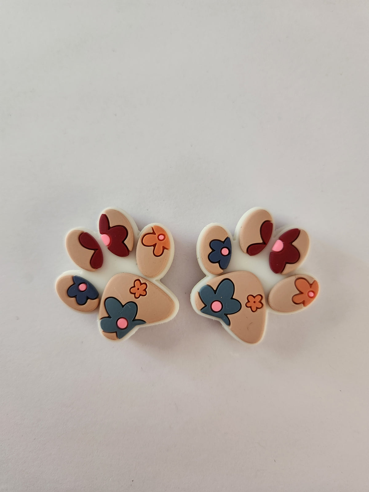 2D Silicone Focal- Floral Paw