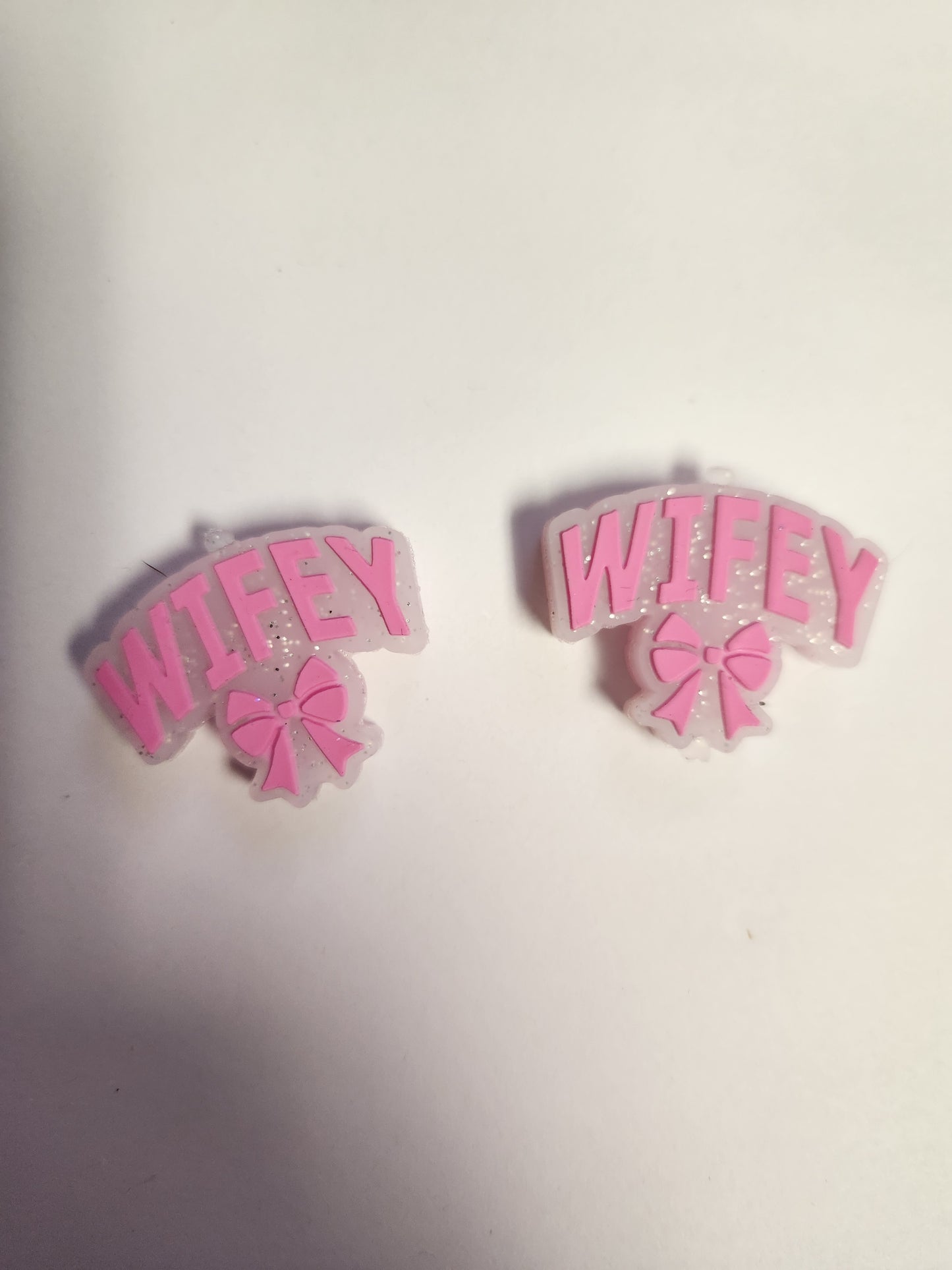 2D Silicone Focal- Wifey Pink