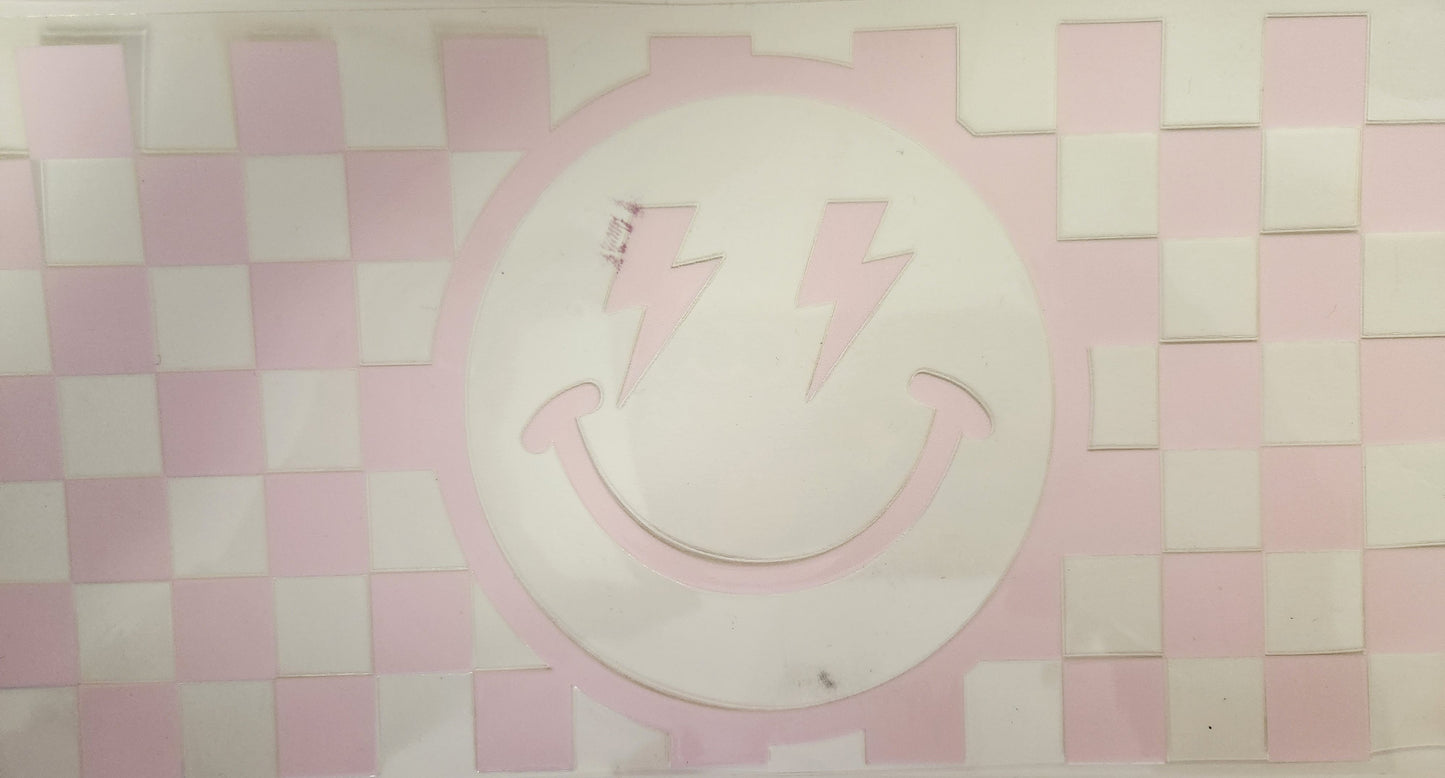 UVDTF 16oz- Checkered Smile