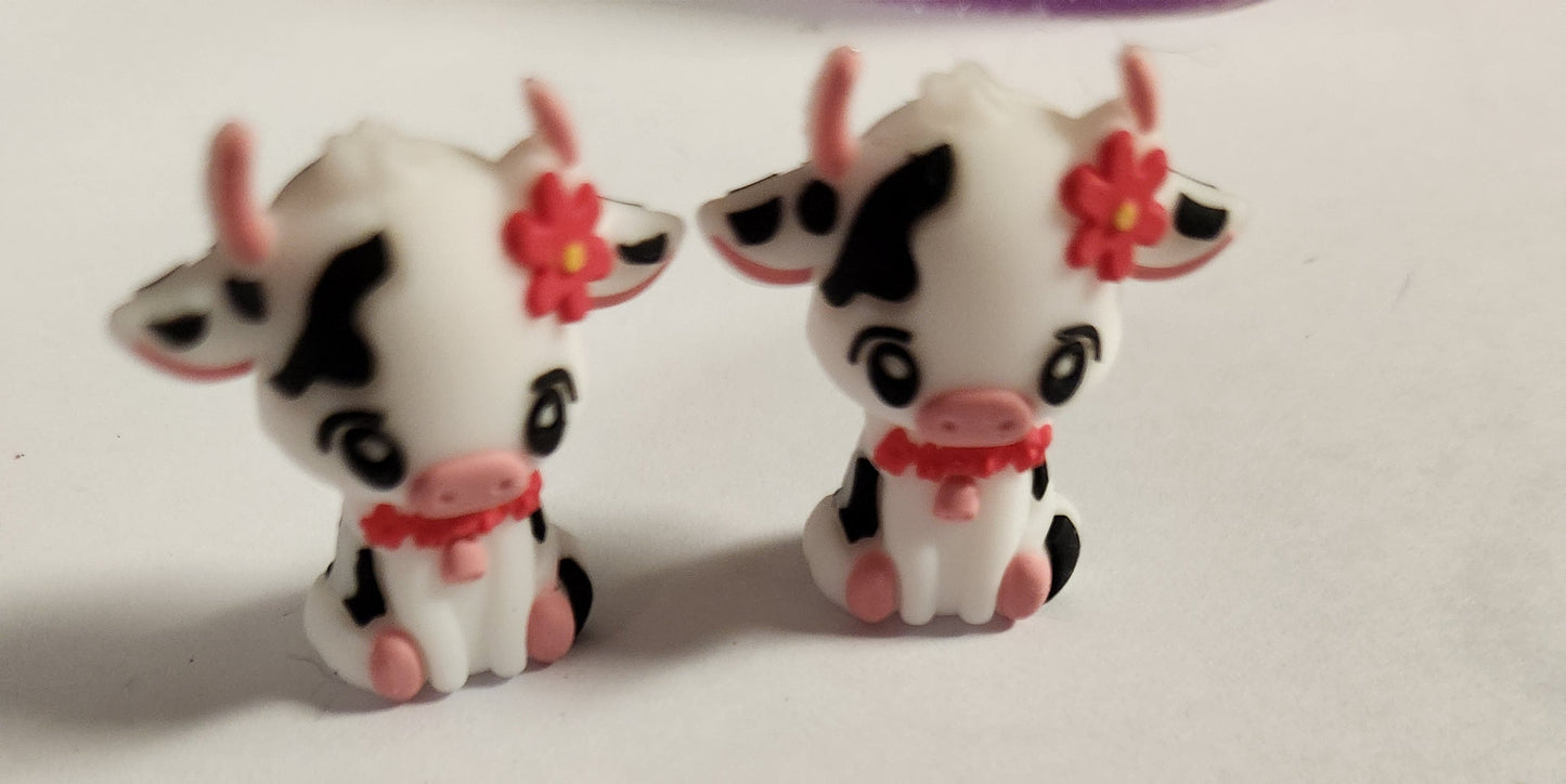 3D Silicone Focal- Pink Accent Cow