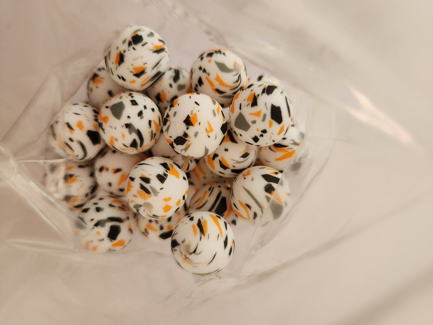 15mm Silicone Beads- Halloween Speckled